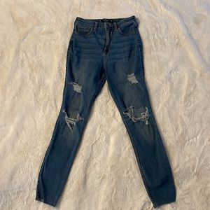 Hollister curvy super skinny jeans